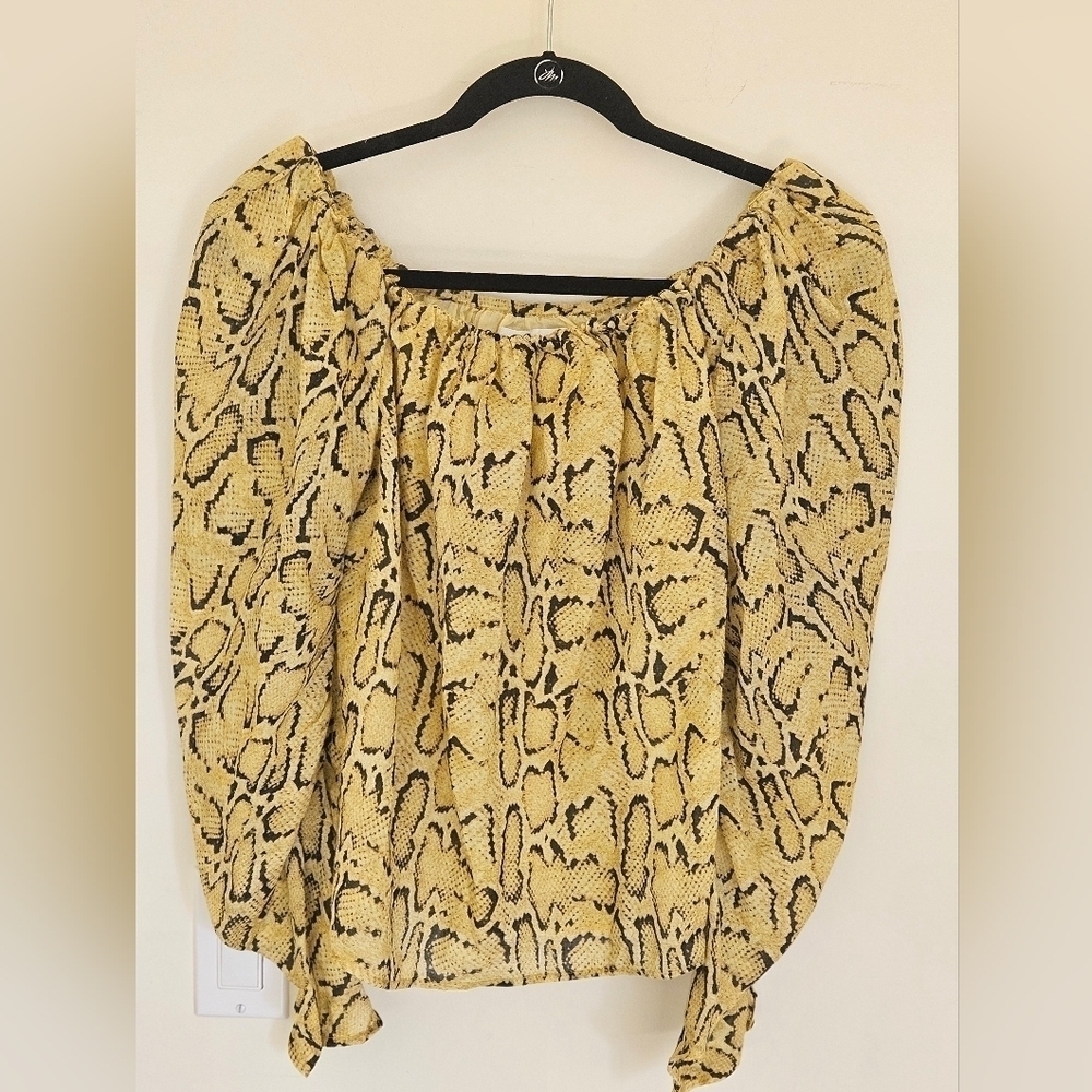 Frame Off the Shoulder Billow Top in Python Multi - Picture 2 of 12